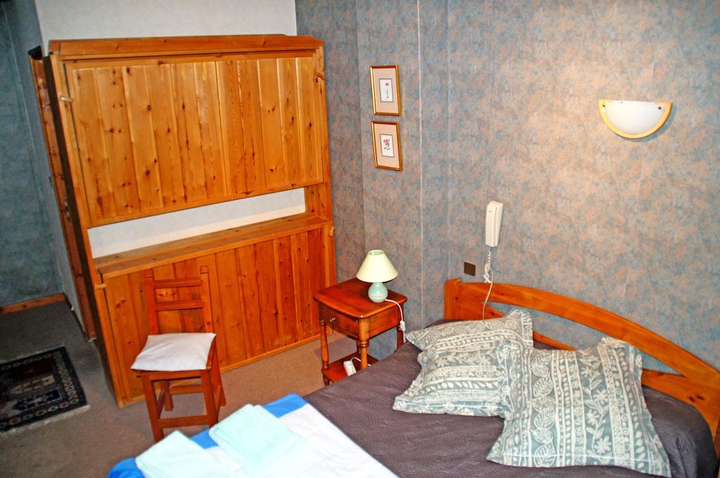 Le Relais Des Vaudois Hotel Freissinieres Pokój zdjęcie